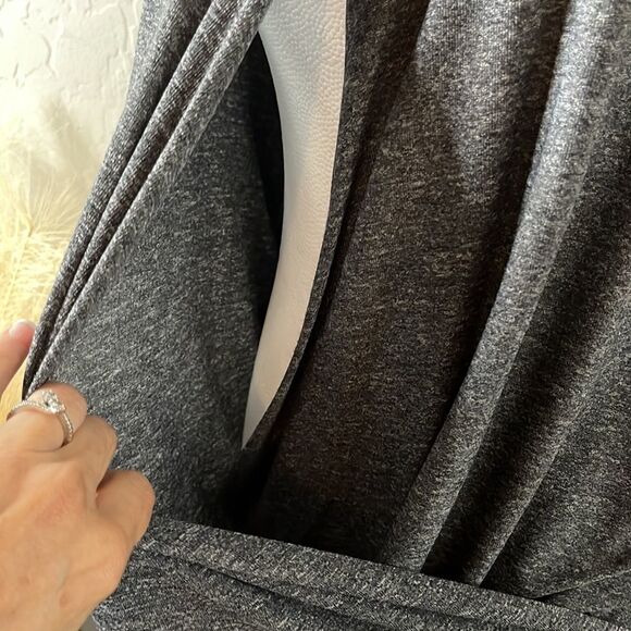 AMERICAN Vintage gray long sleeve crossover top raw hemline at sleeves SZ M - Picture 4 of 12